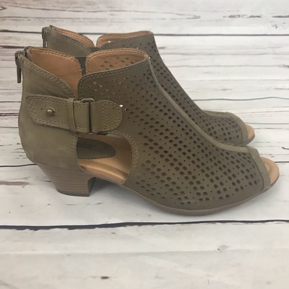 Earth Shoes - Earth Shoes Keri Leather Heeled Peep Toe Size 8